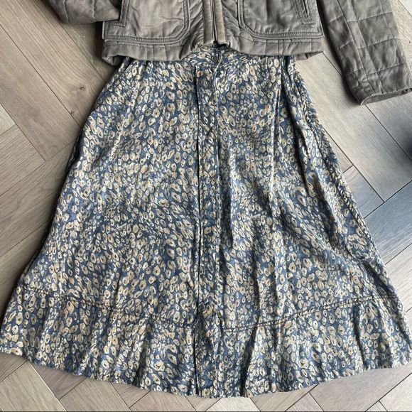 Wilfred Lyocell Button-Front Midi Skirt | Size 0 | Tan A-Line Skirt - Picture 3 of 10